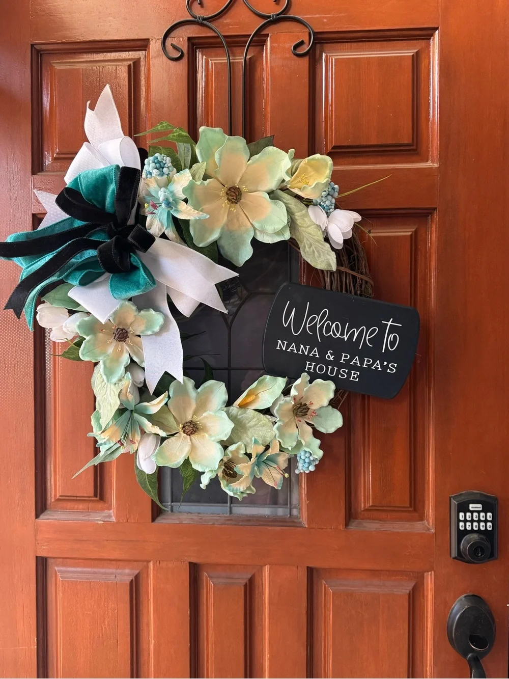 Mint & White Magnolia WELCOME to NANA AND PAPAS HOUSE WREATH